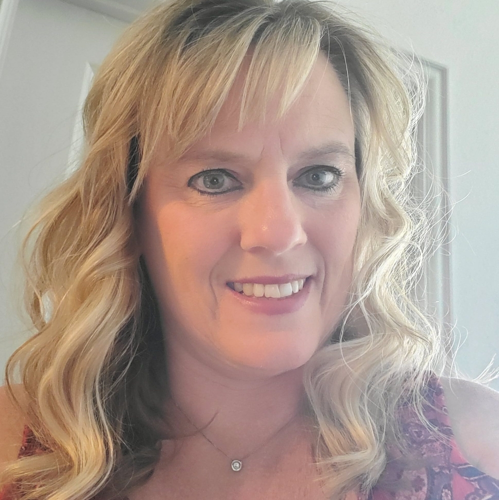 Meet your Posher, Leanne